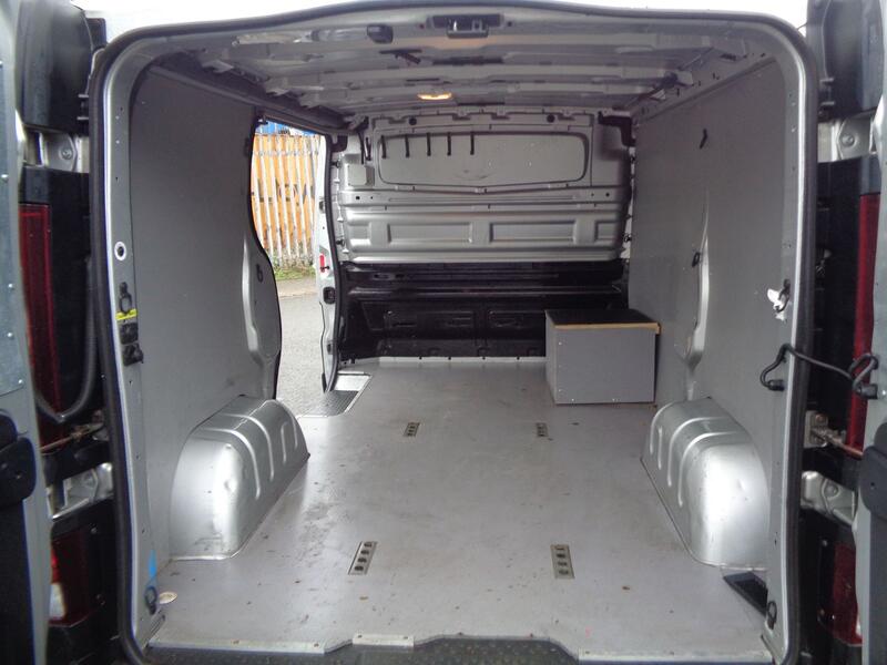 VAUXHALL VIVARO 1.6 CDTi 2900 ecoFLEX  2015