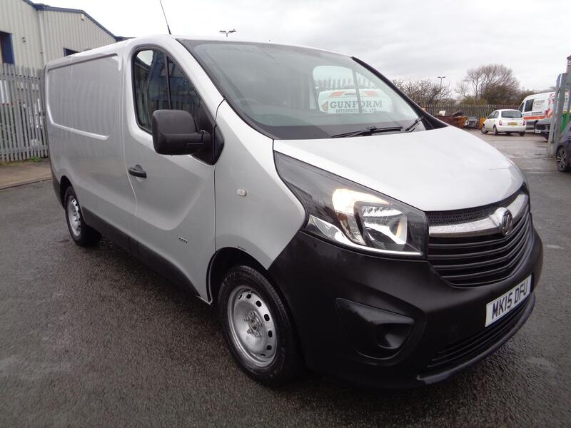 VAUXHALL VIVARO 1.6 CDTi 2900 ecoFLEX  2015