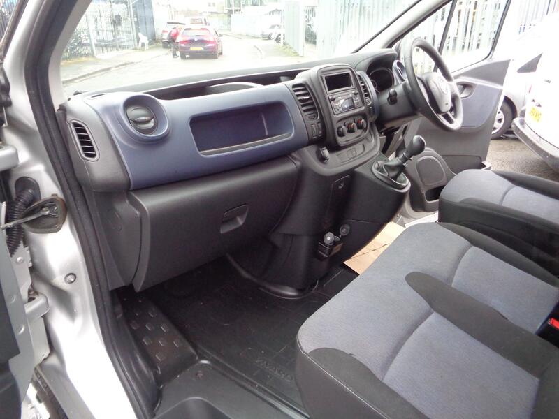 VAUXHALL VIVARO 1.6 CDTi 2900 ecoFLEX  2015