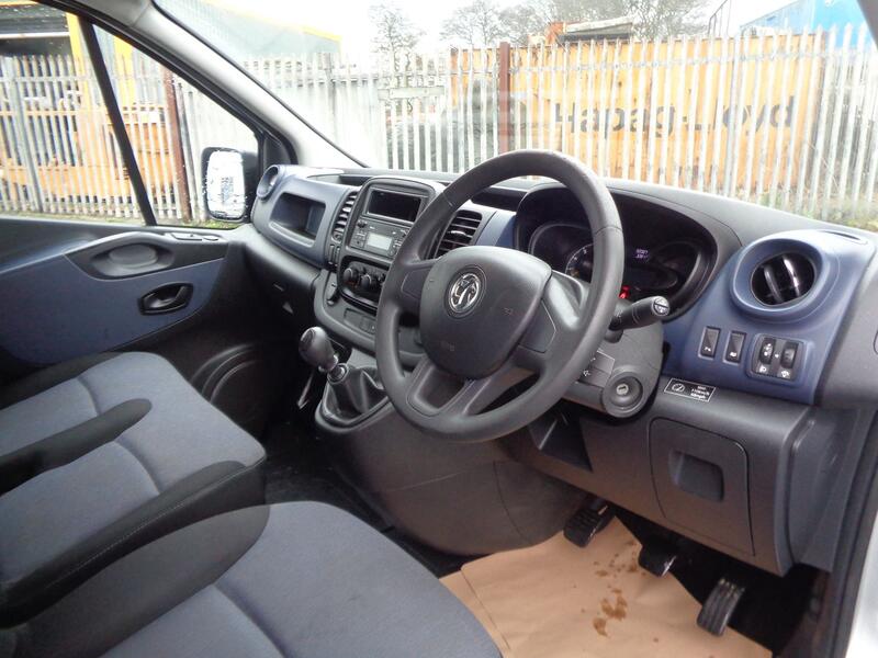 VAUXHALL VIVARO 1.6 CDTi 2900 ecoFLEX  2015