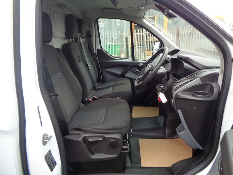 FORD TRANSIT CUSTOM 2.2 TDCi 290 Trend  2014