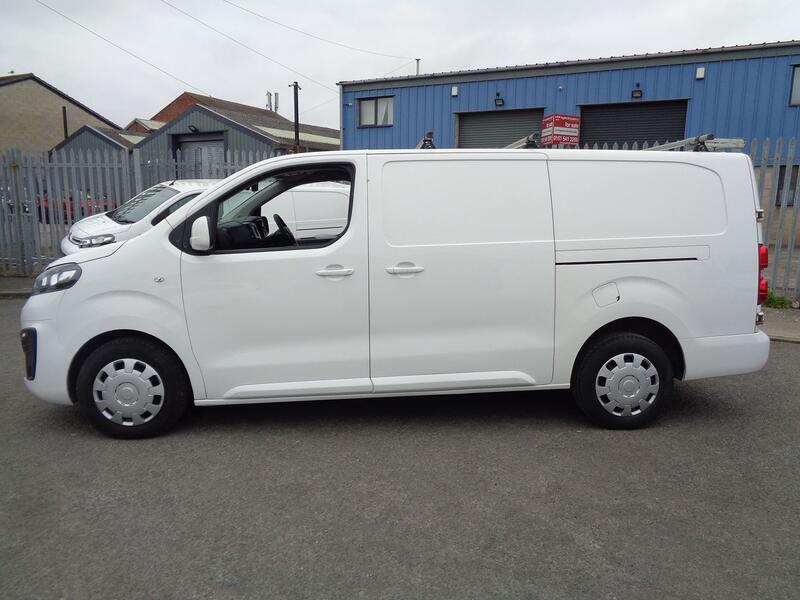 VAUXHALL VIVARO 1.5 Turbo D 2900 Sportive 2019
