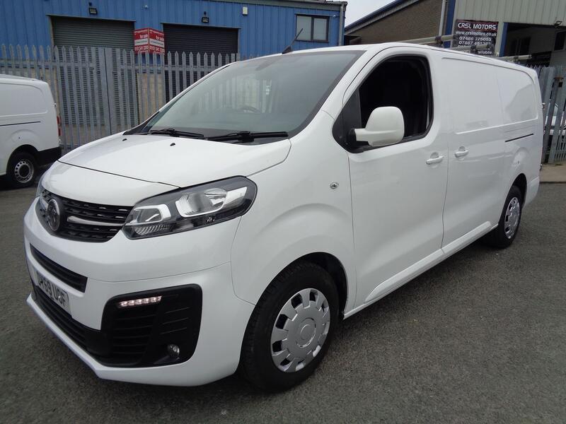 VAUXHALL VIVARO 1.5 Turbo D 2900 Sportive 2019