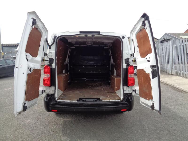 CITROEN DISPATCH 1.5 BlueHDi 1200 Enterprise XL 2021