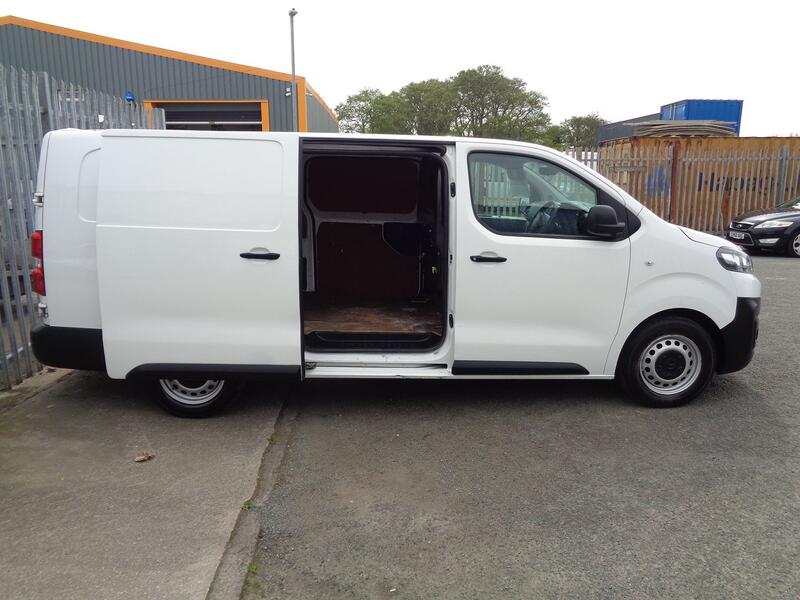 CITROEN DISPATCH 1.5 BlueHDi 1200 Enterprise XL 2021