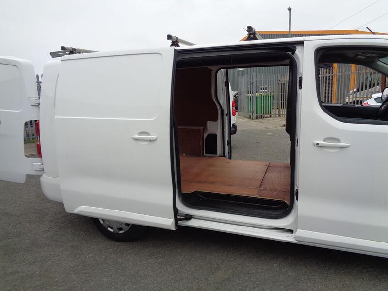CITROEN DISPATCH 1.5 BlueHDi 1200 Enterprise XL 2021