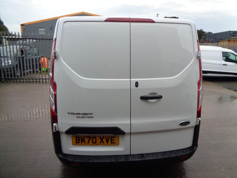 FORD TRANSIT CUSTOM 2.0 300 EcoBlue Leader 2020