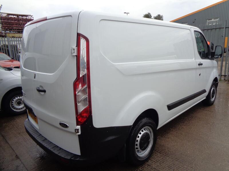 FORD TRANSIT CUSTOM 2.0 300 EcoBlue Leader 2020