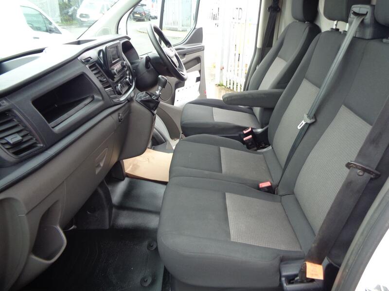 FORD TRANSIT CUSTOM 2.0 300 EcoBlue Leader 2020