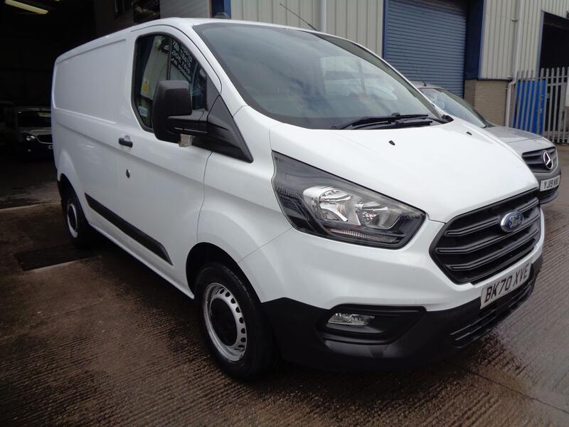 FORD TRANSIT CUSTOM 2.0 300 EcoBlue Leader 2020