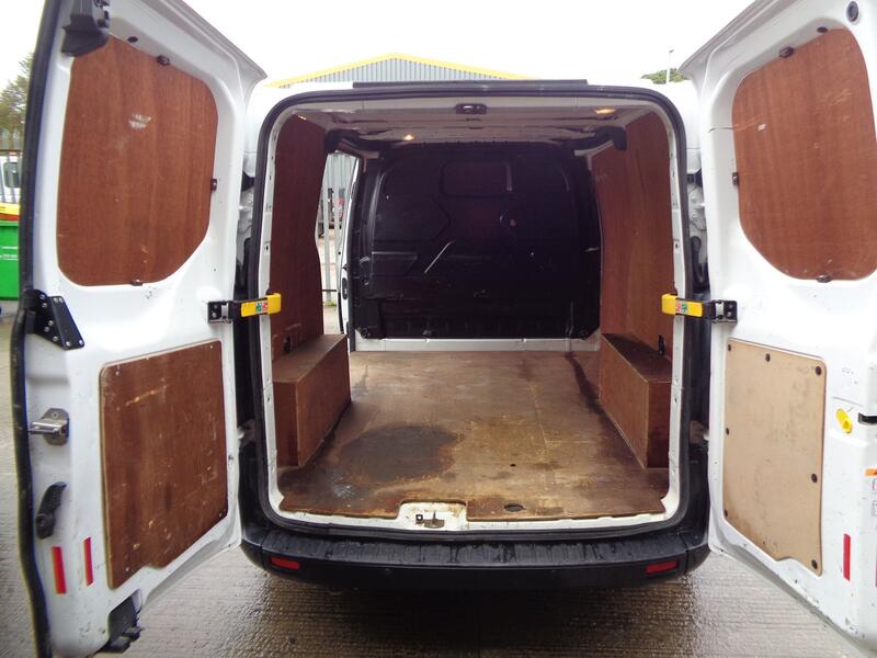 FORD TRANSIT CUSTOM 2.0 300 EcoBlue Leader 2020