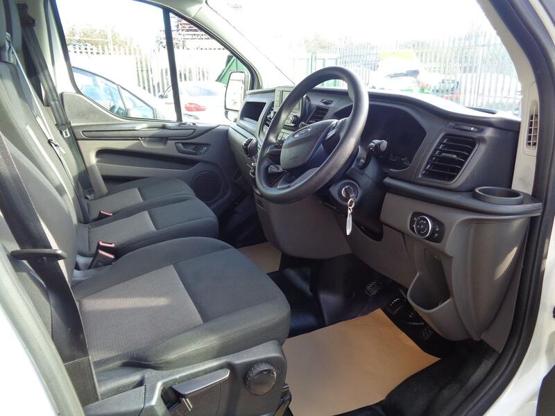 FORD TRANSIT CUSTOM 2.0 Transit Custom Leader Van 300 L1 2.0L EcoBlue 105PS FWD 6 Speed Manual 2021