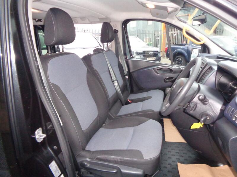 VAUXHALL VIVARO 1.6 CDTi 2900 BiTurbo ecoFLEX 2017