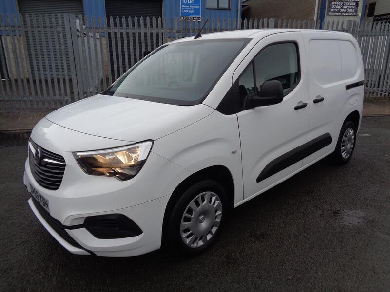 VAUXHALL COMBO 1.6 Turbo D 2300 Sportive 2019