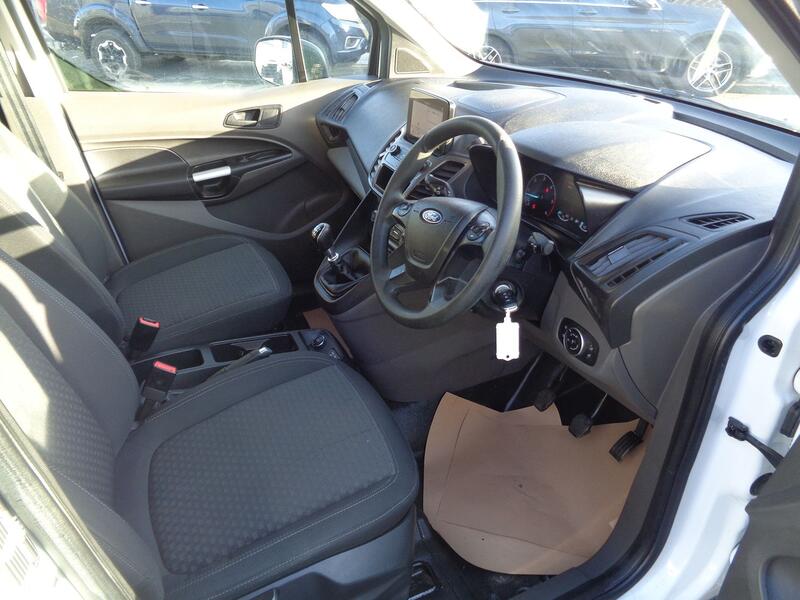 FORD TRANSIT CONNECT 1.5 200 EcoBlue Trend 2020