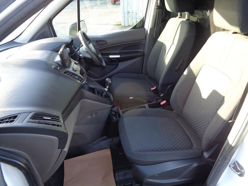FORD TRANSIT CONNECT 1.5 200 EcoBlue Trend 2020