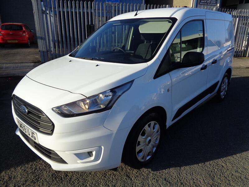 FORD TRANSIT CONNECT 1.5 200 EcoBlue Trend 2020