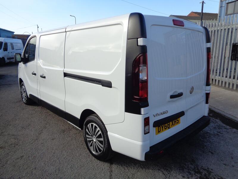 VAUXHALL VIVARO 1.6 CDTi 2900 Sportive 2018