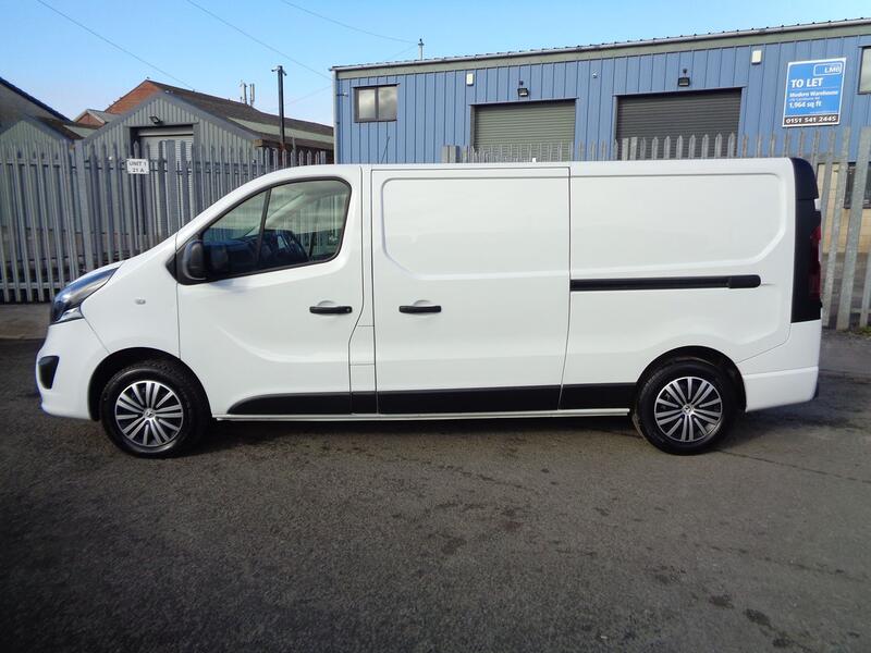 VAUXHALL VIVARO 1.6 CDTi 2900 Sportive 2018
